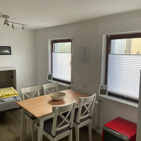 Apartment Nuerburgring 2 Mit Kueche Und Bad *